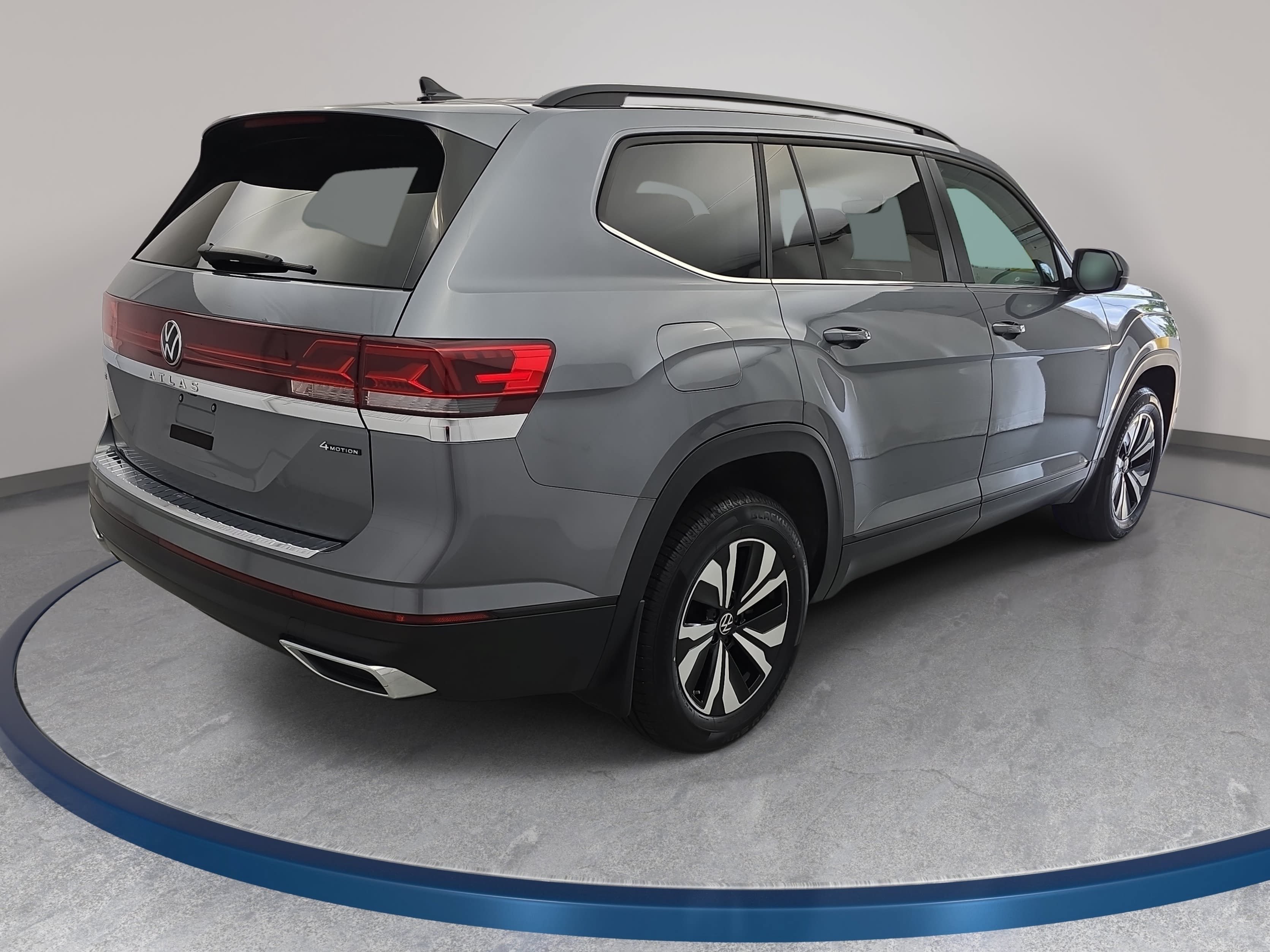 Used 2024 Volkswagen Atlas SE AWD/4WD image 5