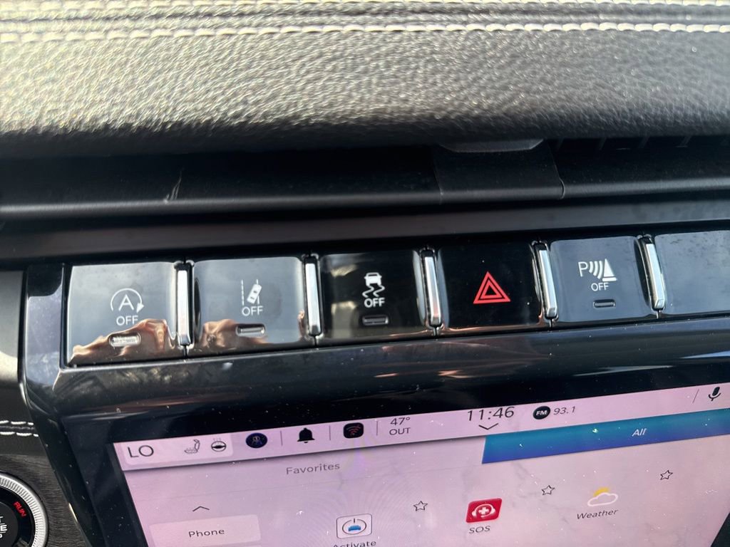 Used 2023 Jeep Grand Cherokee L Limited w/ Black Appearance Package image 57