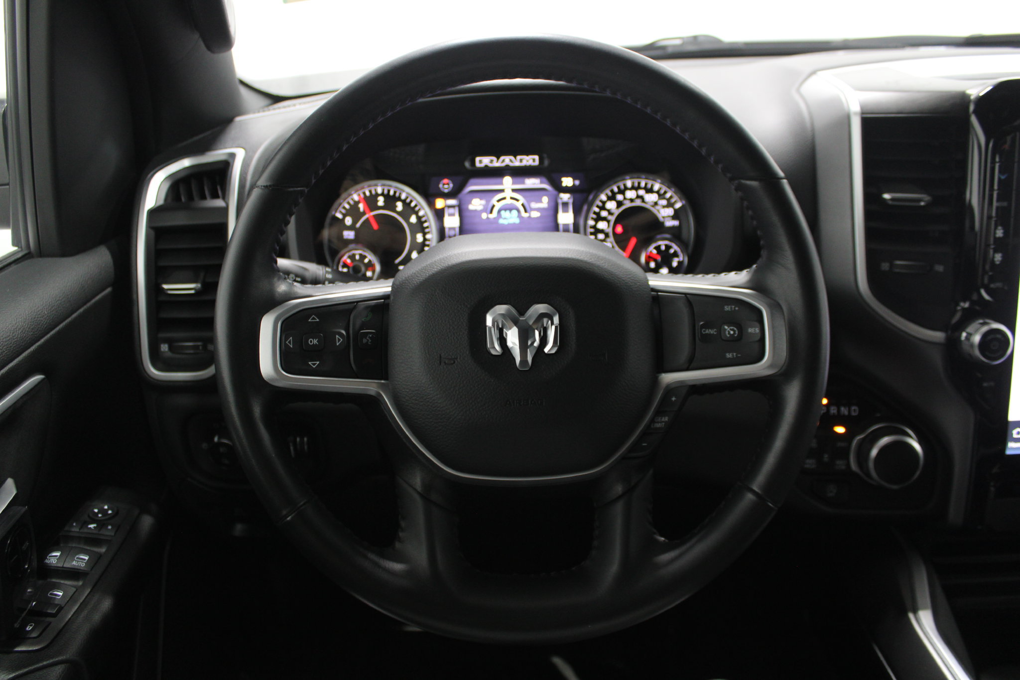 Used 2023 RAM 1500 Big Horn AWD/4WD image 28