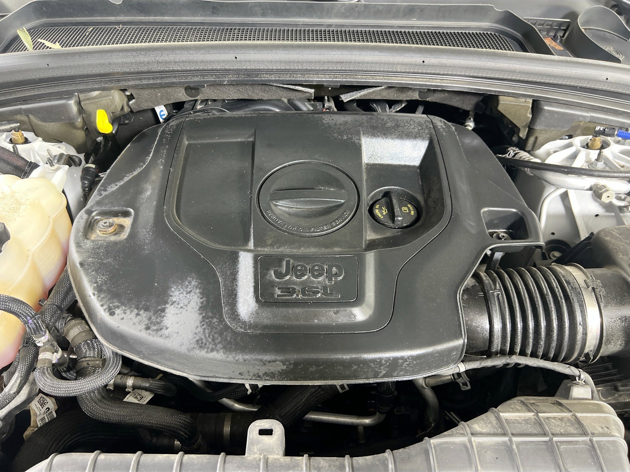 Used 2022 Jeep Grand Cherokee Overland w/ Adv Protech Group III image 30