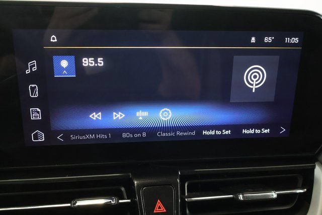 Used 2025 Chevrolet TrailBlazer LT AWD/4WD image 22