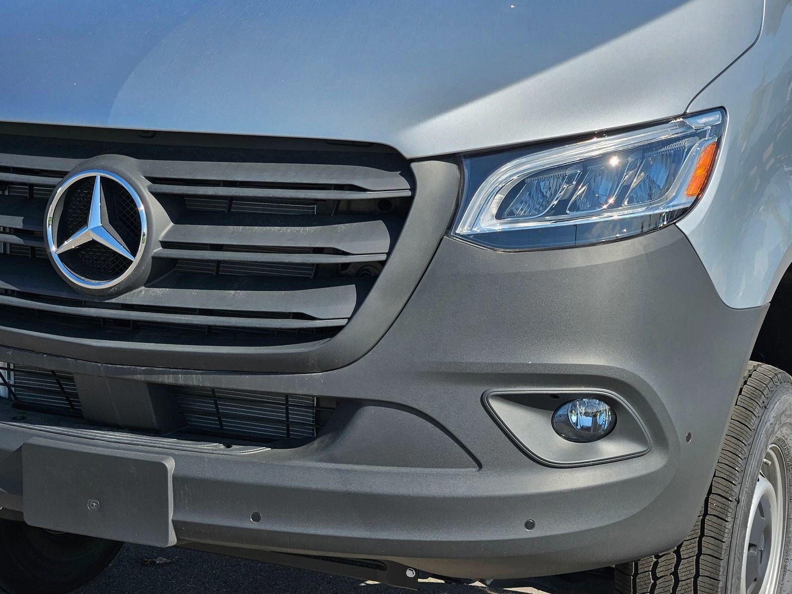 New 2025 Mercedes-Benz Sprinter 2500 image 9