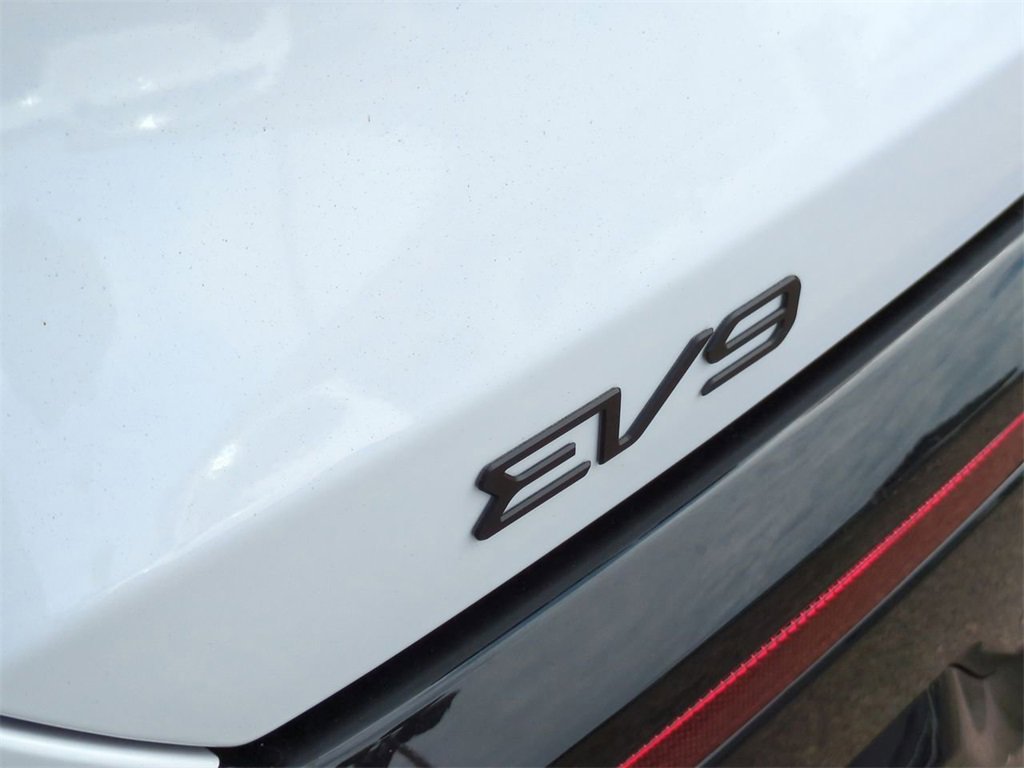 New 2026 Kia EV9 Land w/ Nightfall Edition Package image 46