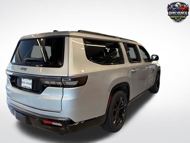 New 2026 Jeep Grand Wagoneer L Summit w/ Premium Group III AWD/4WD image 4