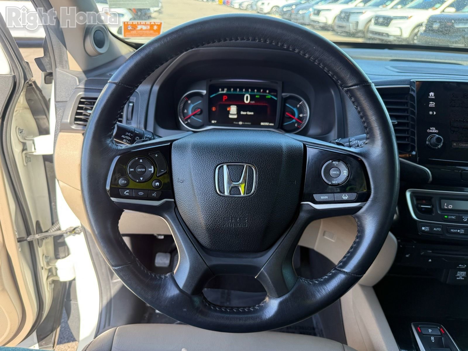 Used 2019 Honda Pilot Touring image 16