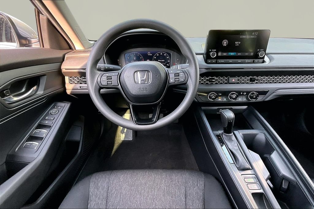 Used 2025 Honda Accord LX image 9