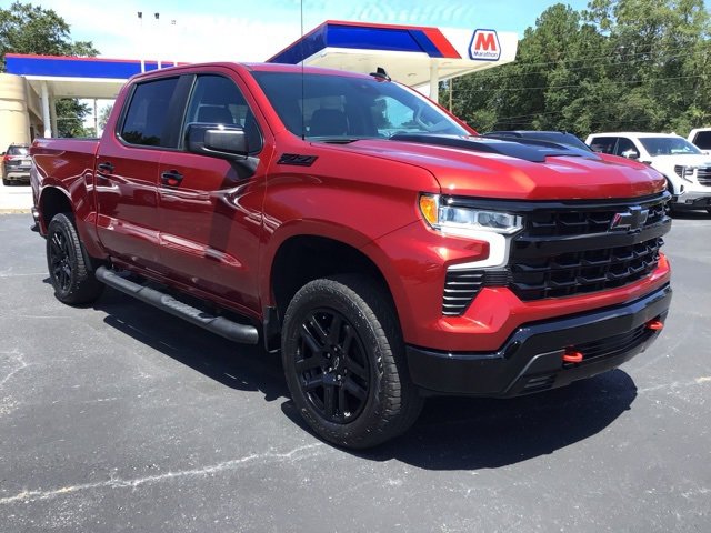 Used 2024 Chevrolet Silverado 1500 LT Trail Boss w/ Convenience Package II image 8