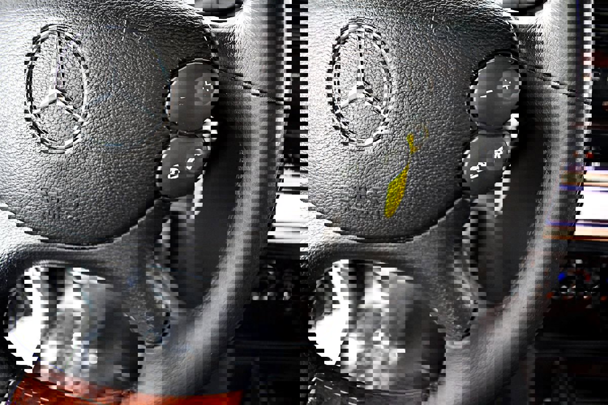 Used 2012 Mercedes-Benz G 550 SUV image 26