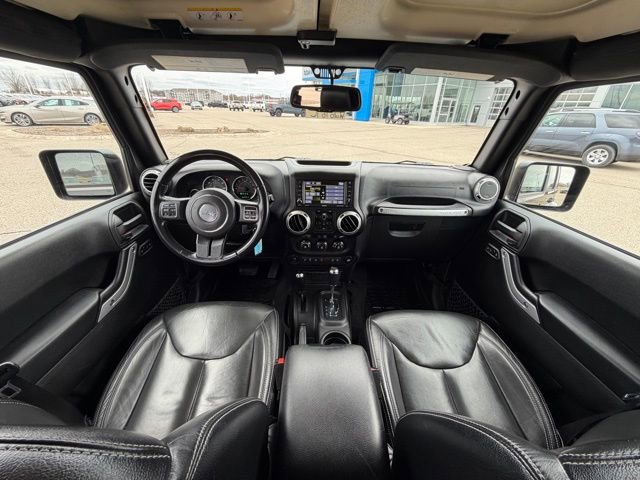 Used 2017 Jeep Wrangler Unlimited Sahara w/ Connectivity Group image 24