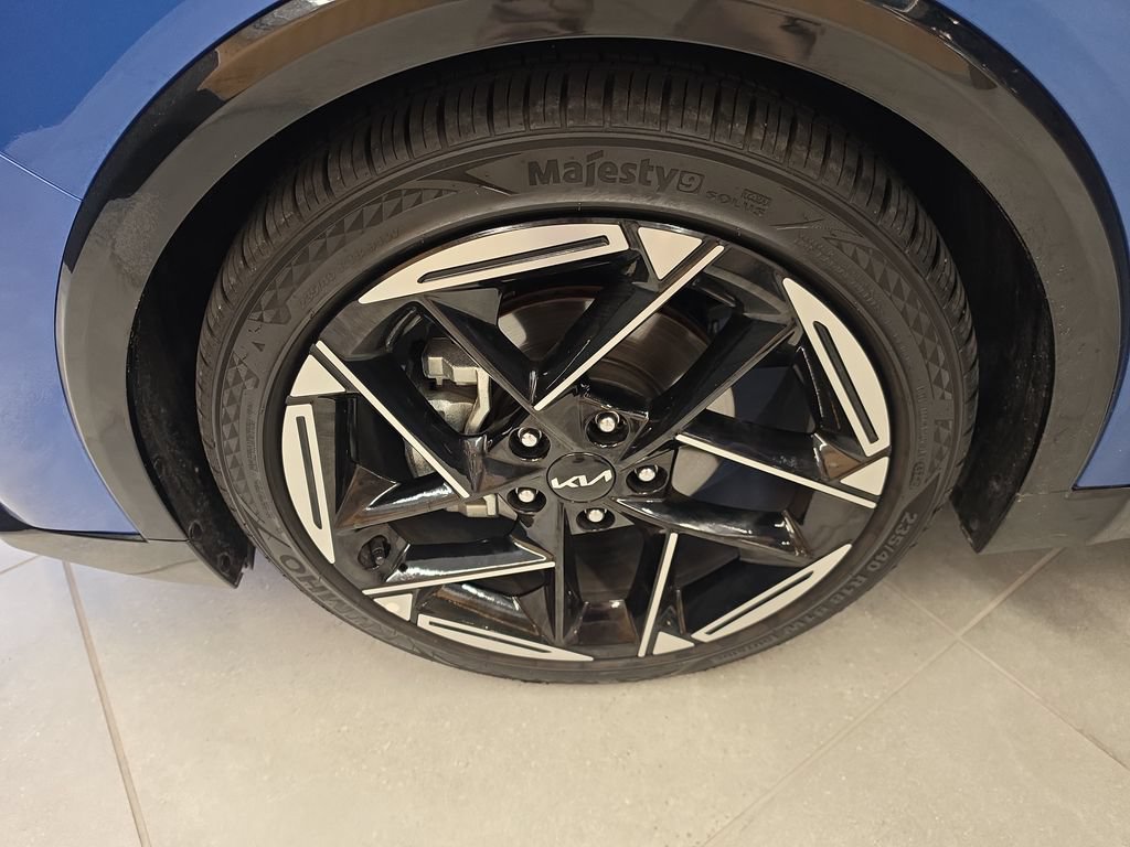 Certified 2025 Kia K4 EX w/ GT-Line Premium Package FWD image 38