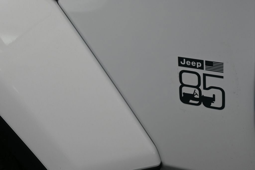 New 2026 Jeep Gladiator Sport AWD/4WD image 11