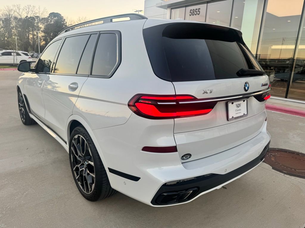 Used 2023 BMW X7 M60i w/ Executive Package image 3