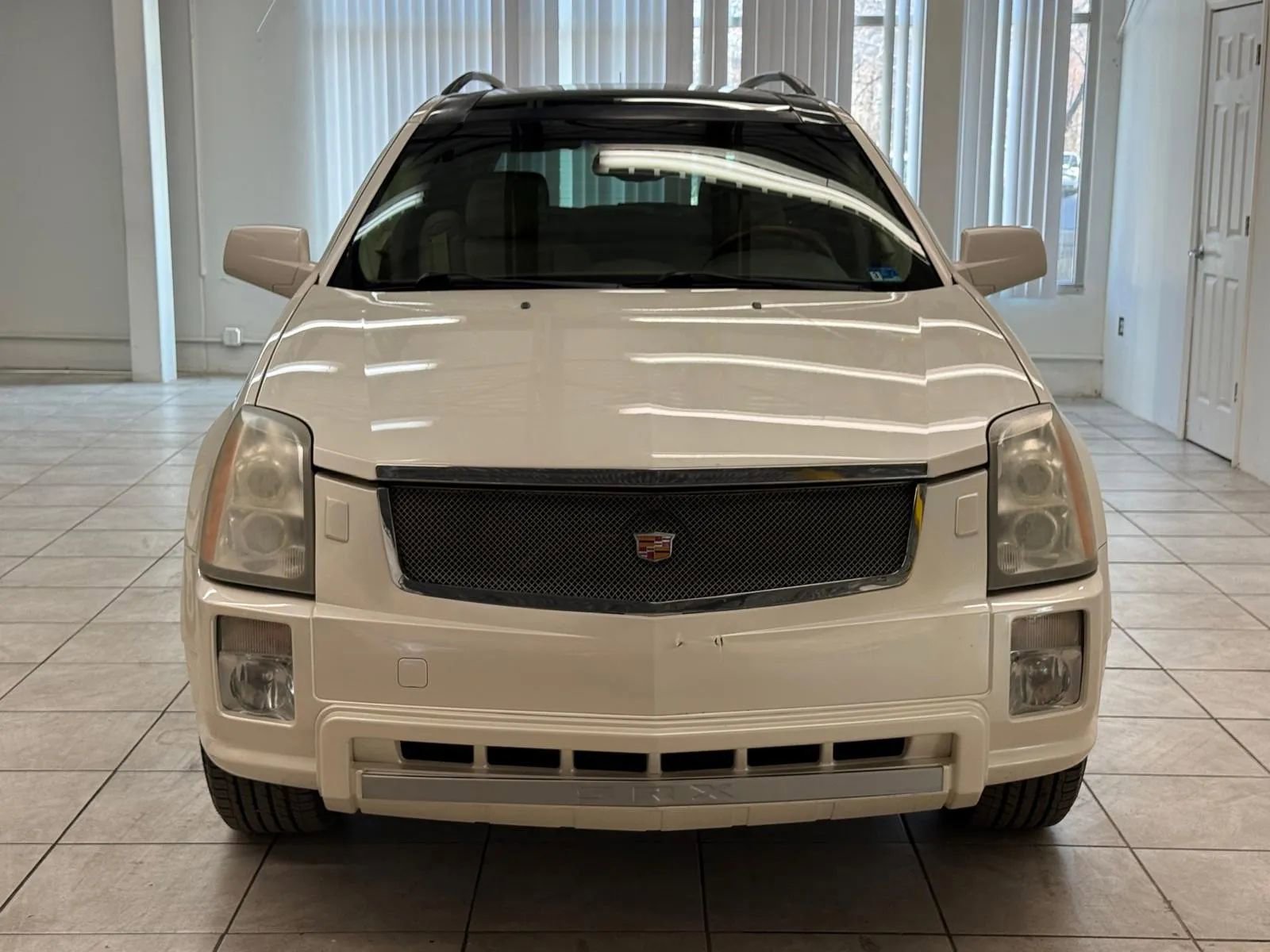 Used 2006 Cadillac SRX w/ Drivers Level One Package image 2