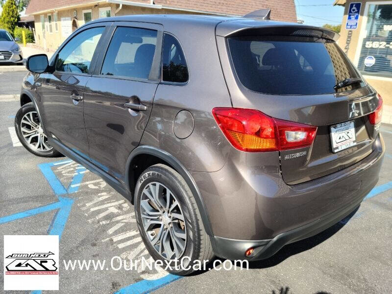 Used 2017 Mitsubishi Outlander Sport ES image 5