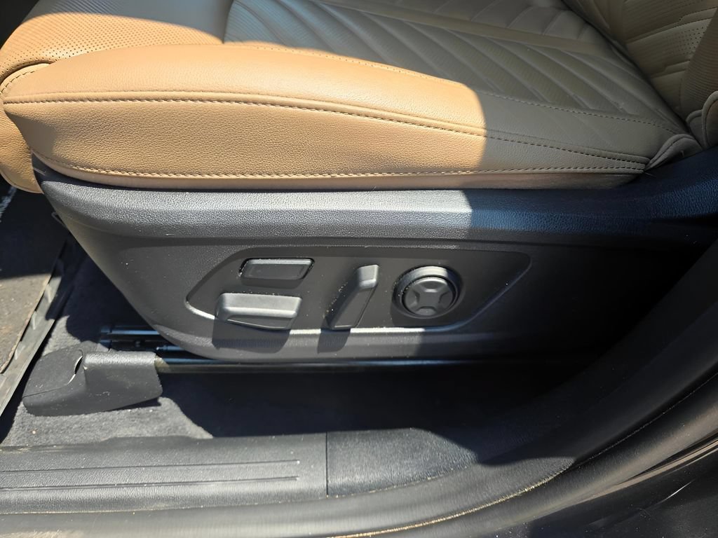 Used 2024 Kia Sorento SX Prestige w/ Olive Brown Leather Package AWD/4WD image 14