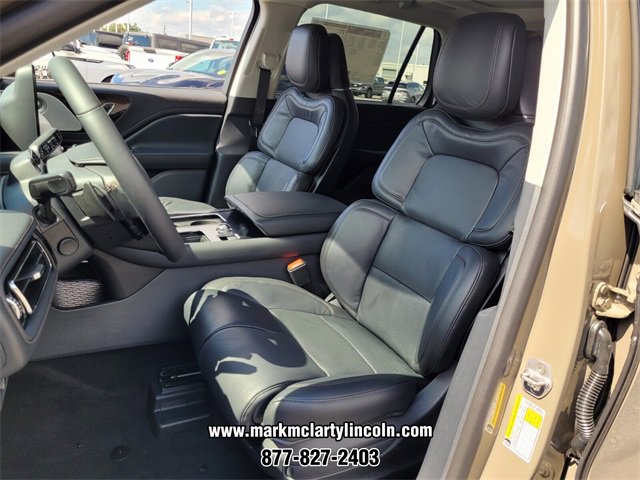 New 2025 Lincoln Aviator Reserve w/ Luxury Package image 5