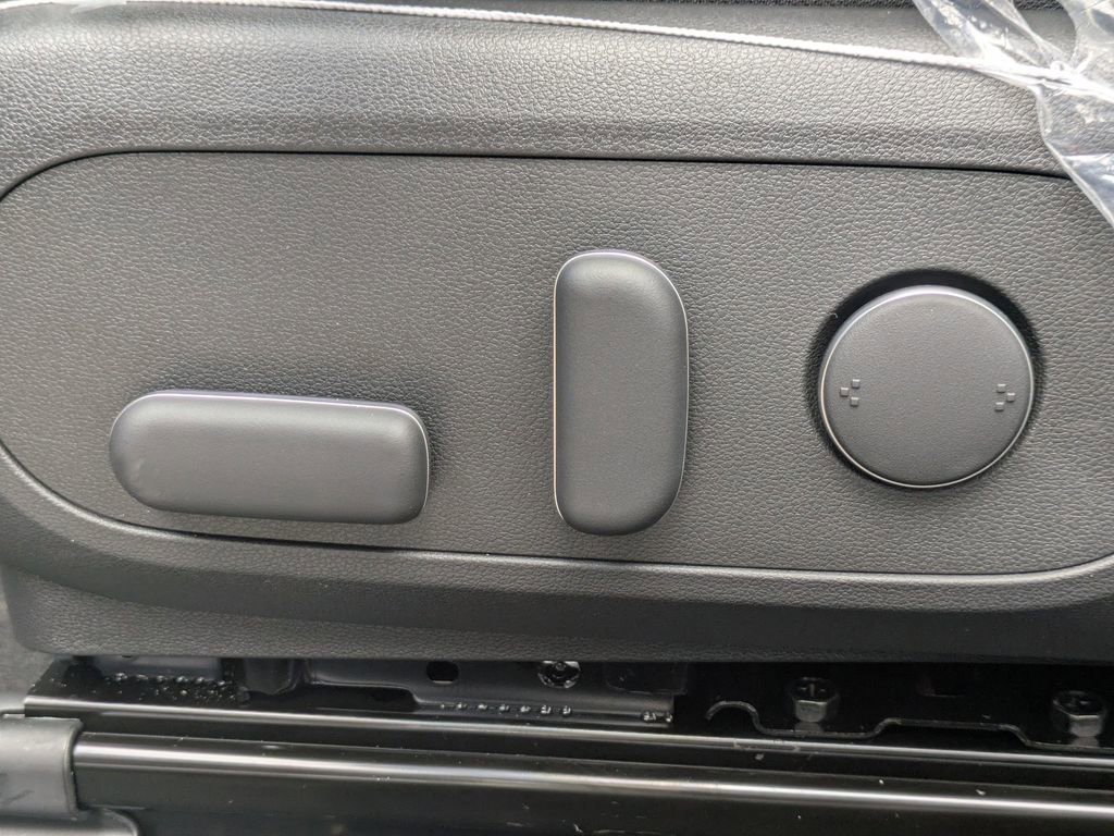 New 2026 Hyundai Kona Limited FWD image 21