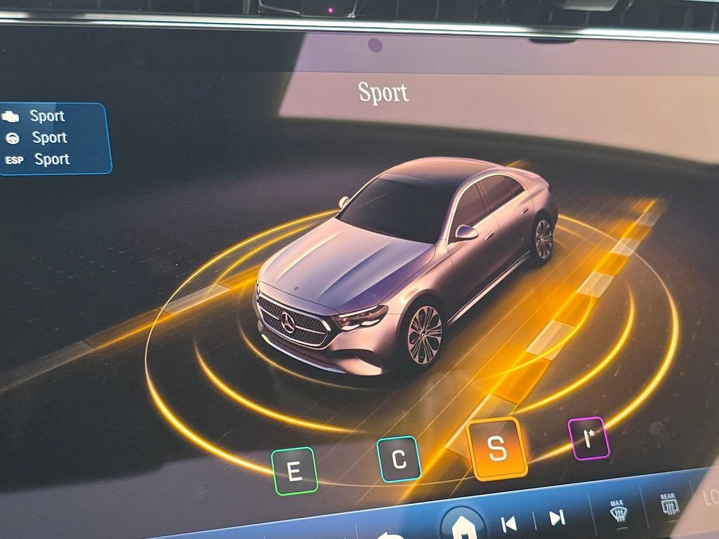 New 2027 Mercedes-Benz E 350 4MATIC Sedan image 34