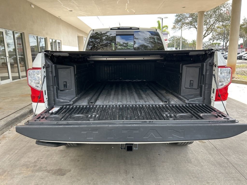 Used 2019 Nissan Titan PRO-4X w/ Pro-4x Convenience Package image 36