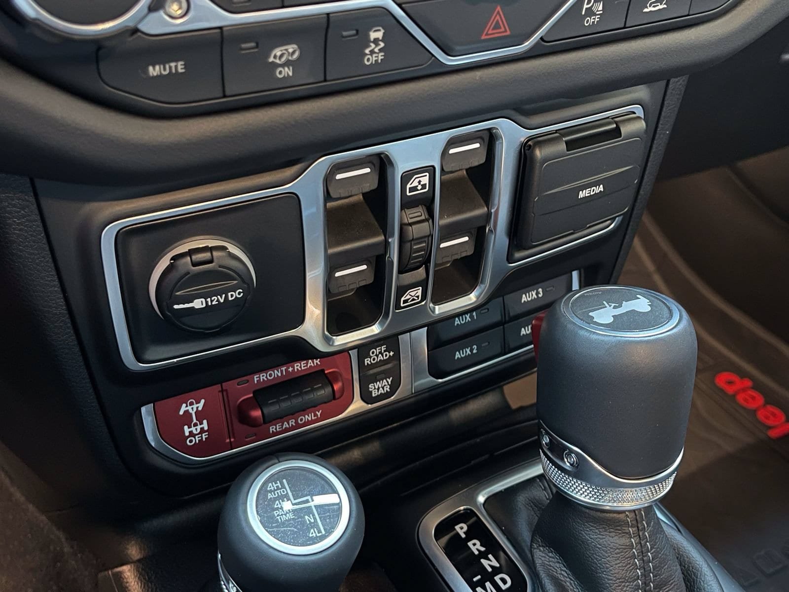 Used 2026 Jeep Wrangler Unlimited Rubicon 392 w/ Quick Order Package 27X Moab AWD/4WD image 28