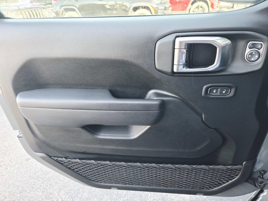 Used 2022 Jeep Wrangler Sport S image 36