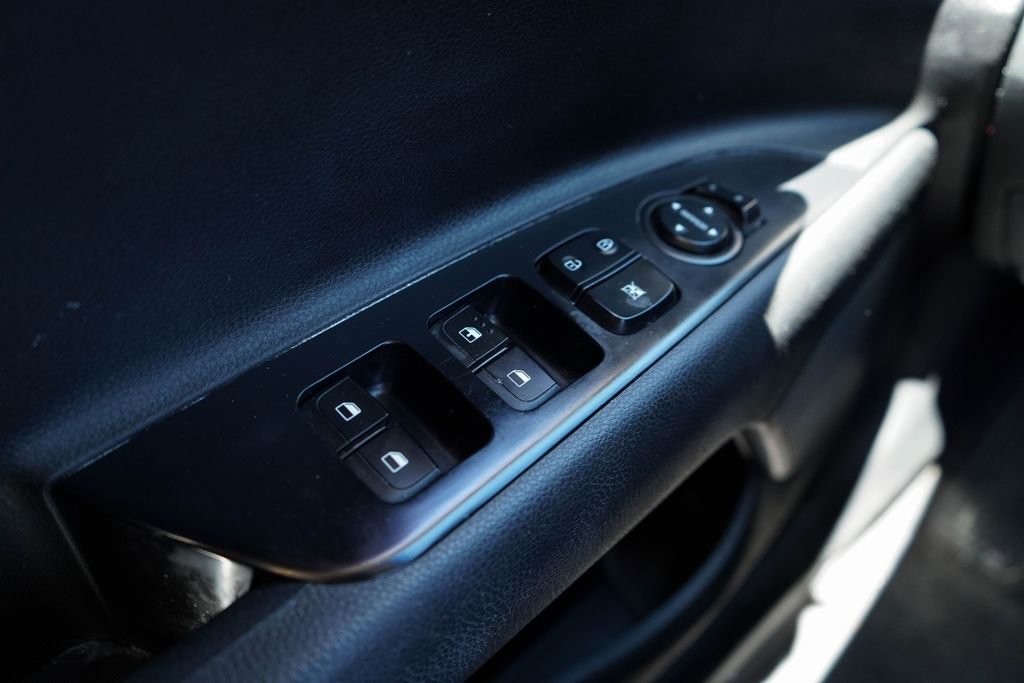 Used 2020 Kia Rio S FWD image 25