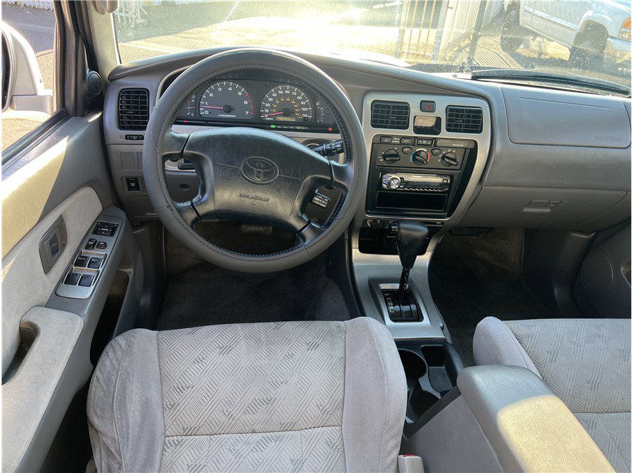 Used 2001 Toyota 4Runner SR5 image 12
