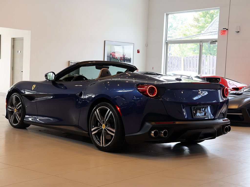 Certified 2019 Ferrari Portofino RWD image 2