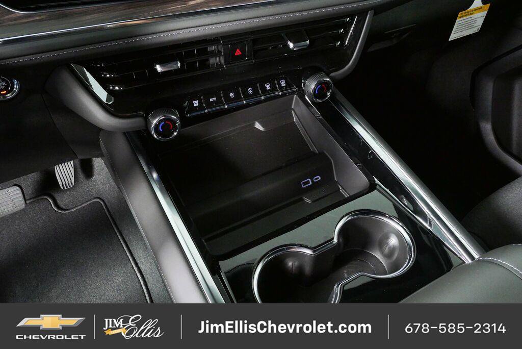 New 2026 Chevrolet Suburban LS RWD image 18