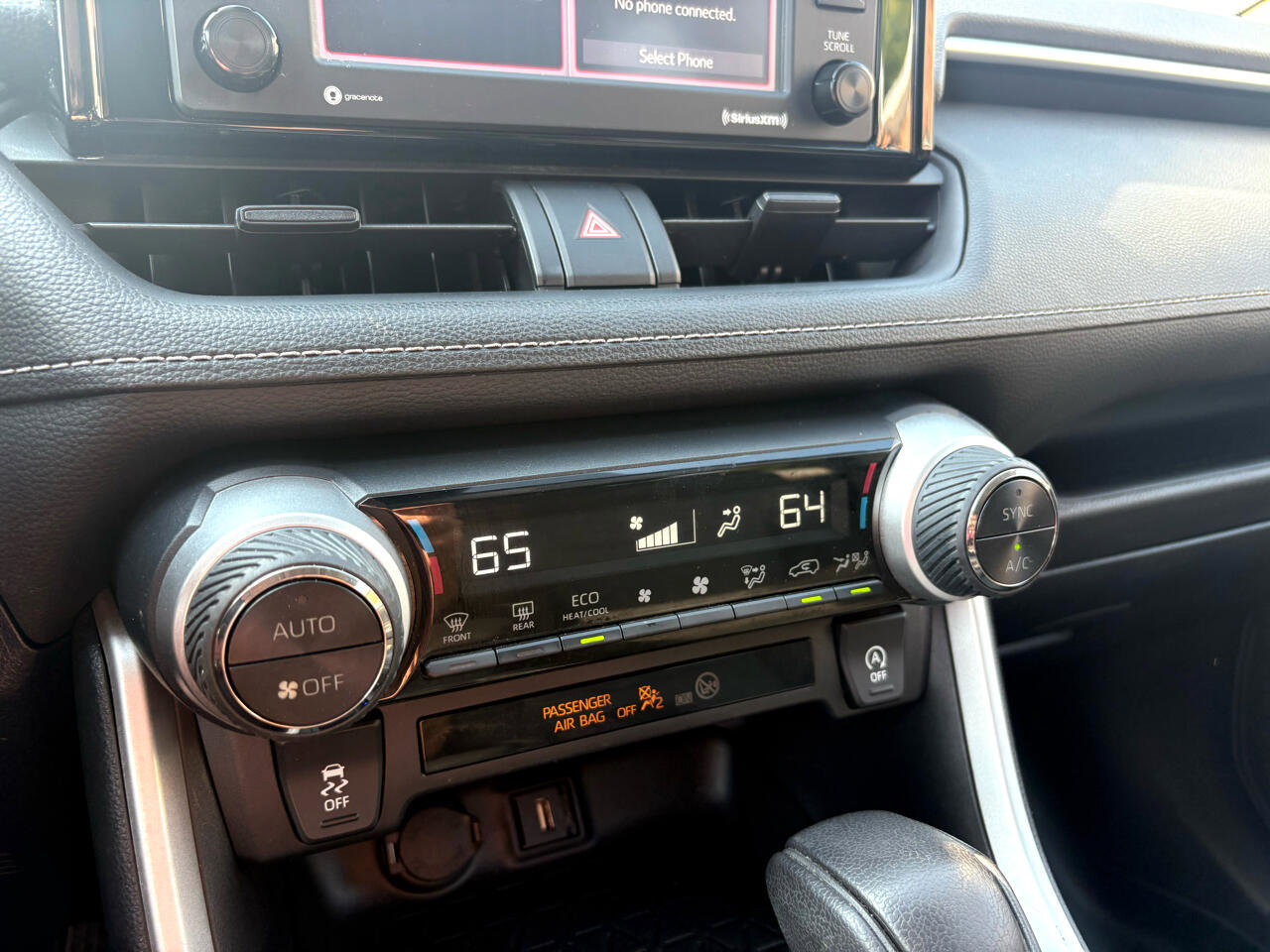 Used 2021 Toyota RAV4 XLE image 14