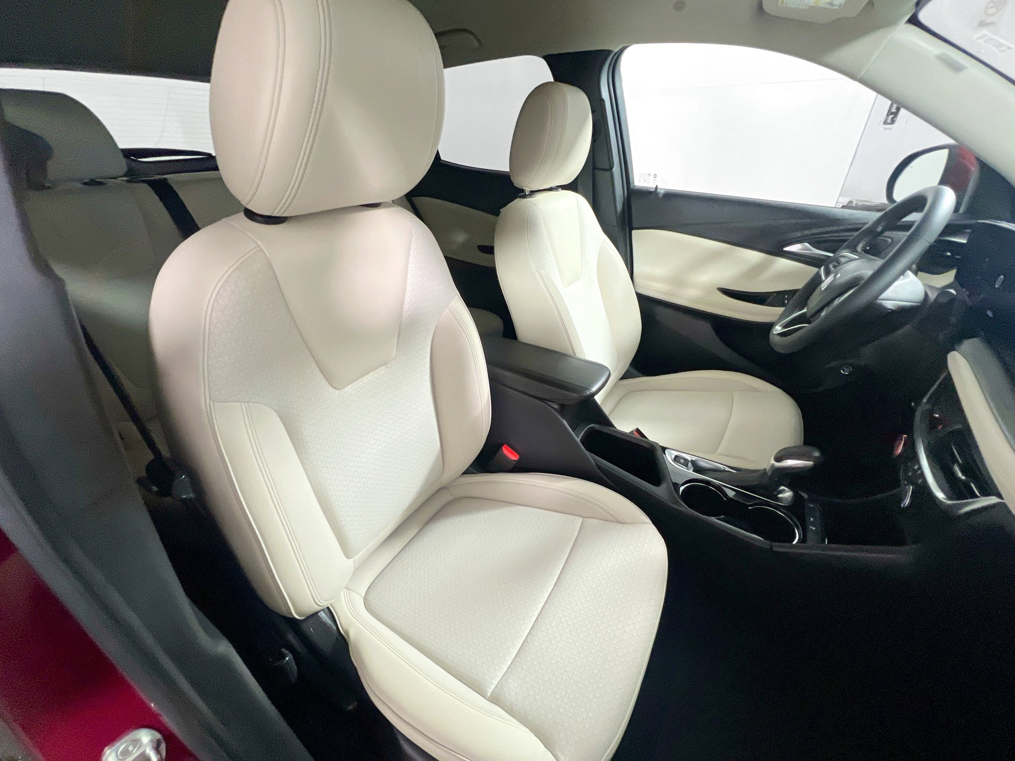 Used 2024 Buick Encore GX Preferred image 31