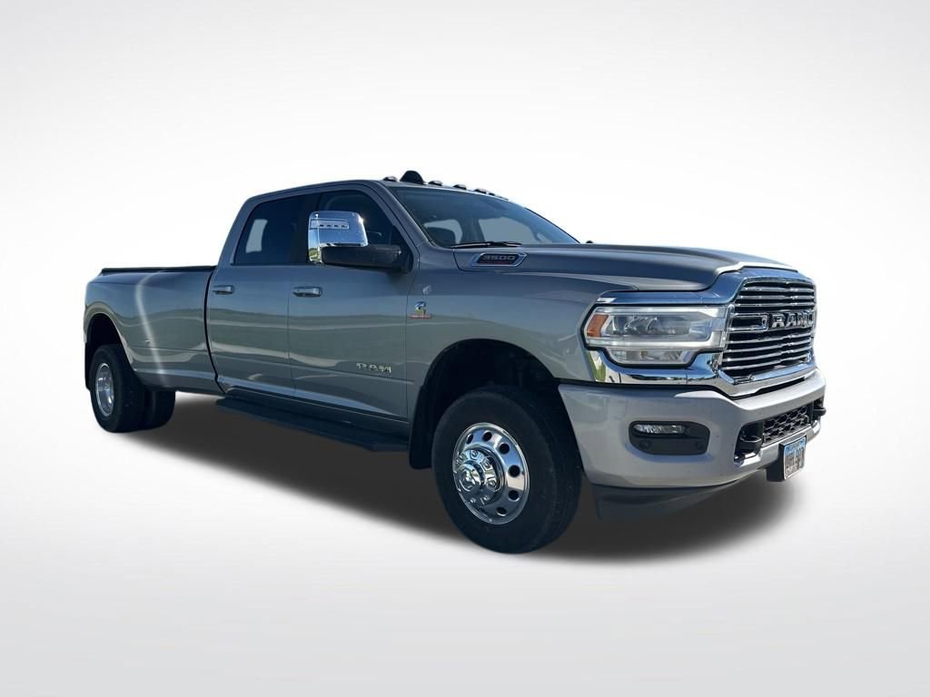 Used 2024 RAM 3500 Laramie AWD/4WD image 3