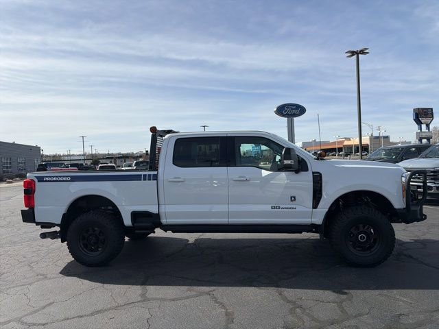 New 2026 Ford F250 Lariat w/ Black Appearance Package image 51