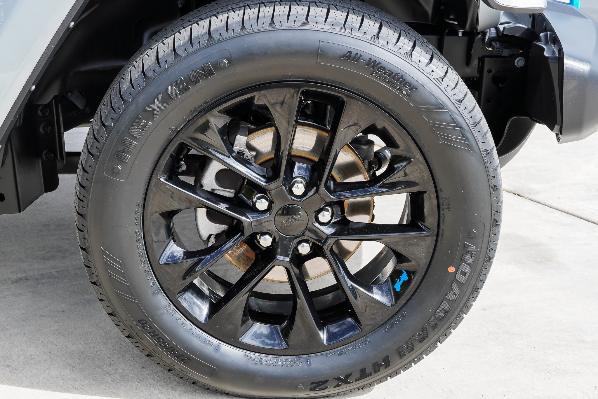 Used 2023 Jeep Wrangler Unlimited Sahara AWD/4WD image 10