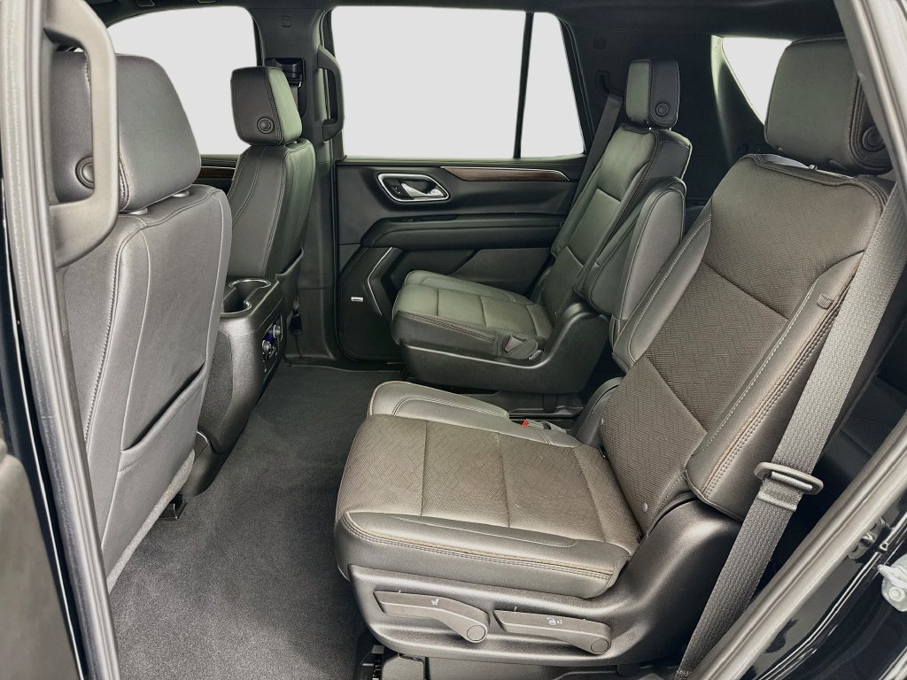Used 2024 Chevrolet Tahoe High Country AWD/4WD image 20