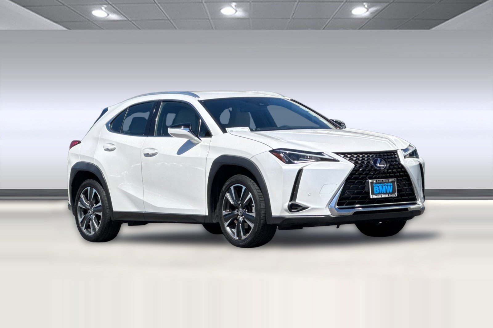 Used 2021 Lexus UX 250h w/ Accessory Package (Z1) AWD/4WD image 6