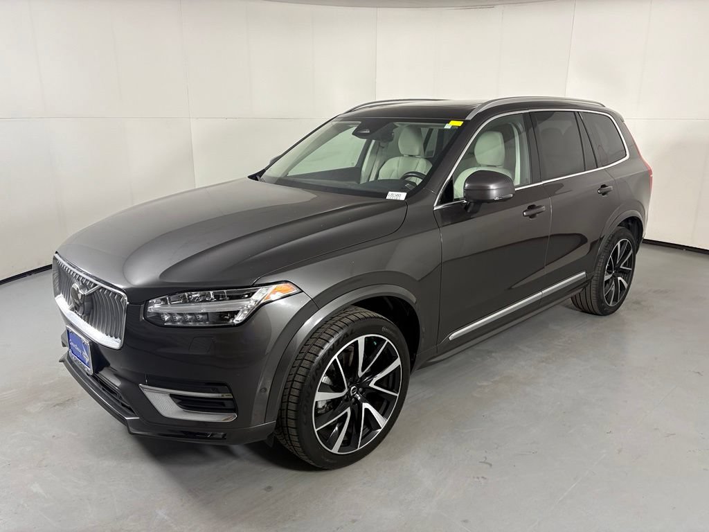 Used 2023 Volvo XC90 B6 Plus w/ Protection Package Premier AWD/4WD image 4