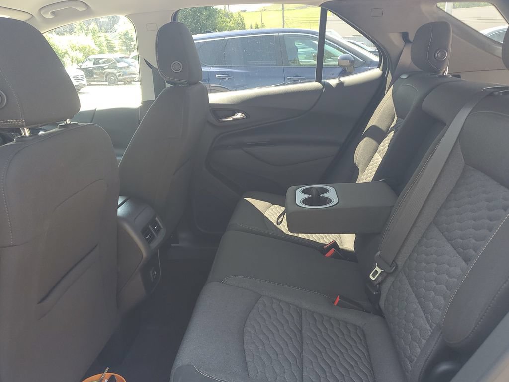 Used 2019 Chevrolet Equinox LT w/ Driver Convenience Package FWD image 25