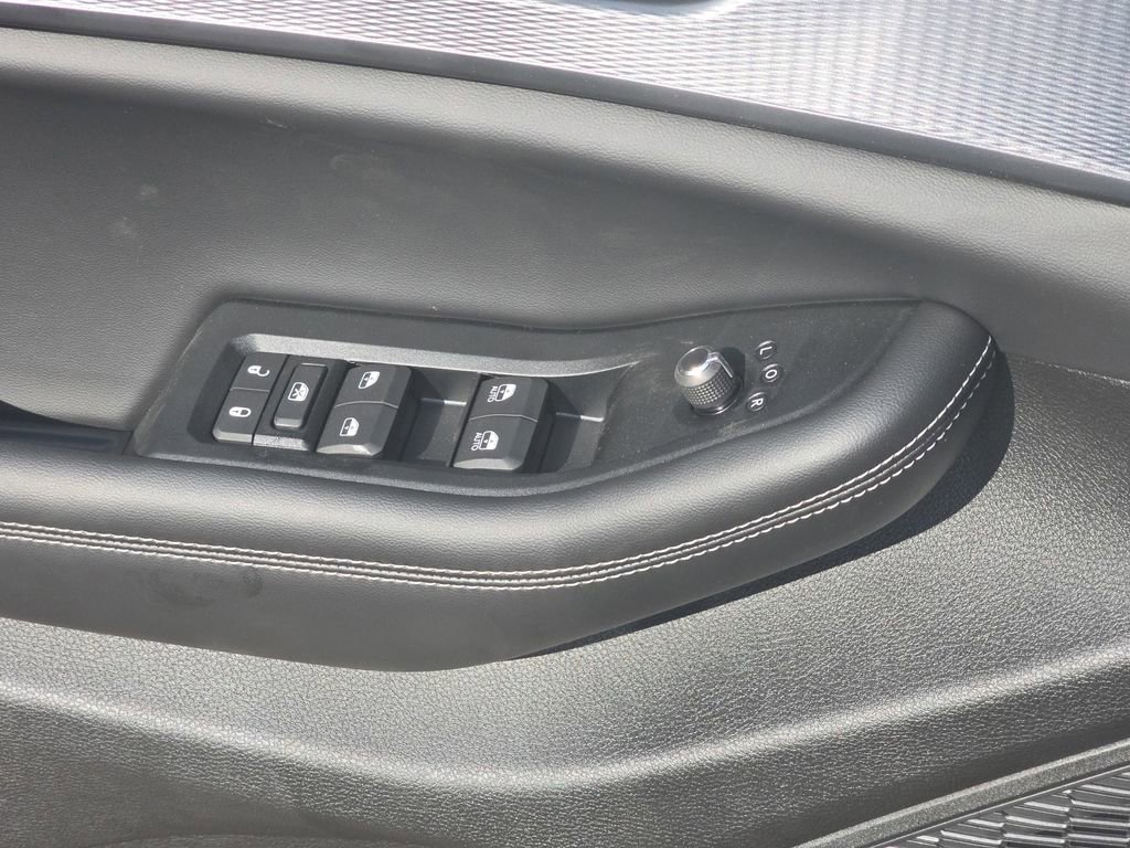New 2026 Jeep Grand Cherokee L Laredo AWD/4WD image 30