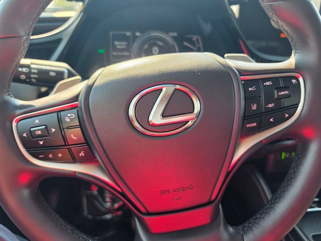 Used 2024 Lexus ES 300h w/ Premium Package FWD image 19