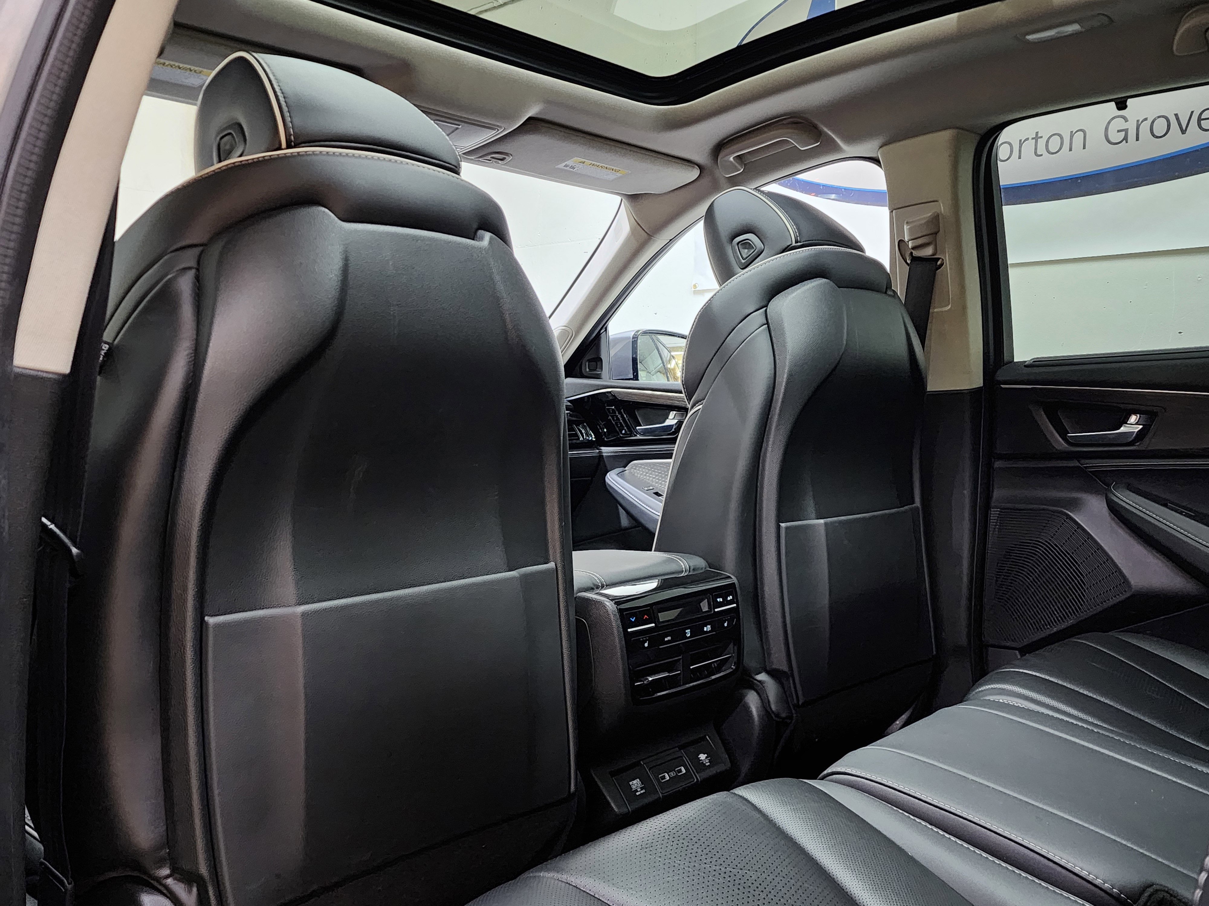 Certified 2023 Acura MDX SH-AWD w/ Advance Package image 14