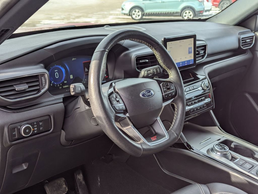 Used 2023 Ford Explorer ST w/ Equipment Group 401A image 9
