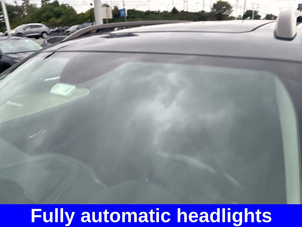 Used 2016 Jeep Cherokee Latitude AWD/4WD image 11