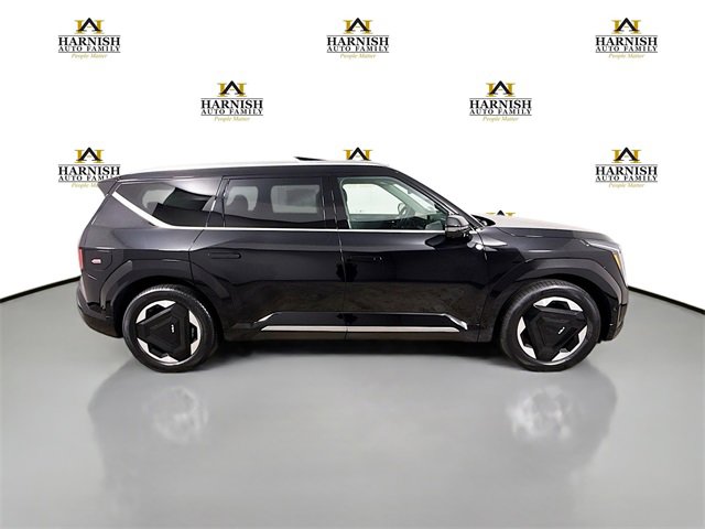 Certified 2026 Kia EV9 Land image 8