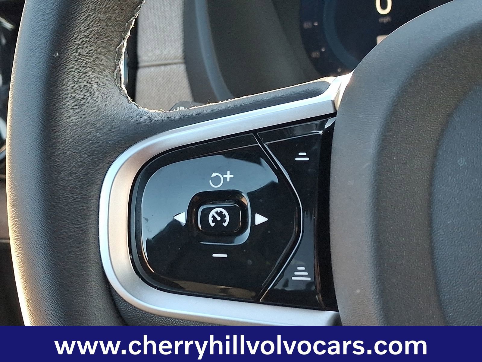 Certified 2025 Volvo XC90 B5 Plus image 22