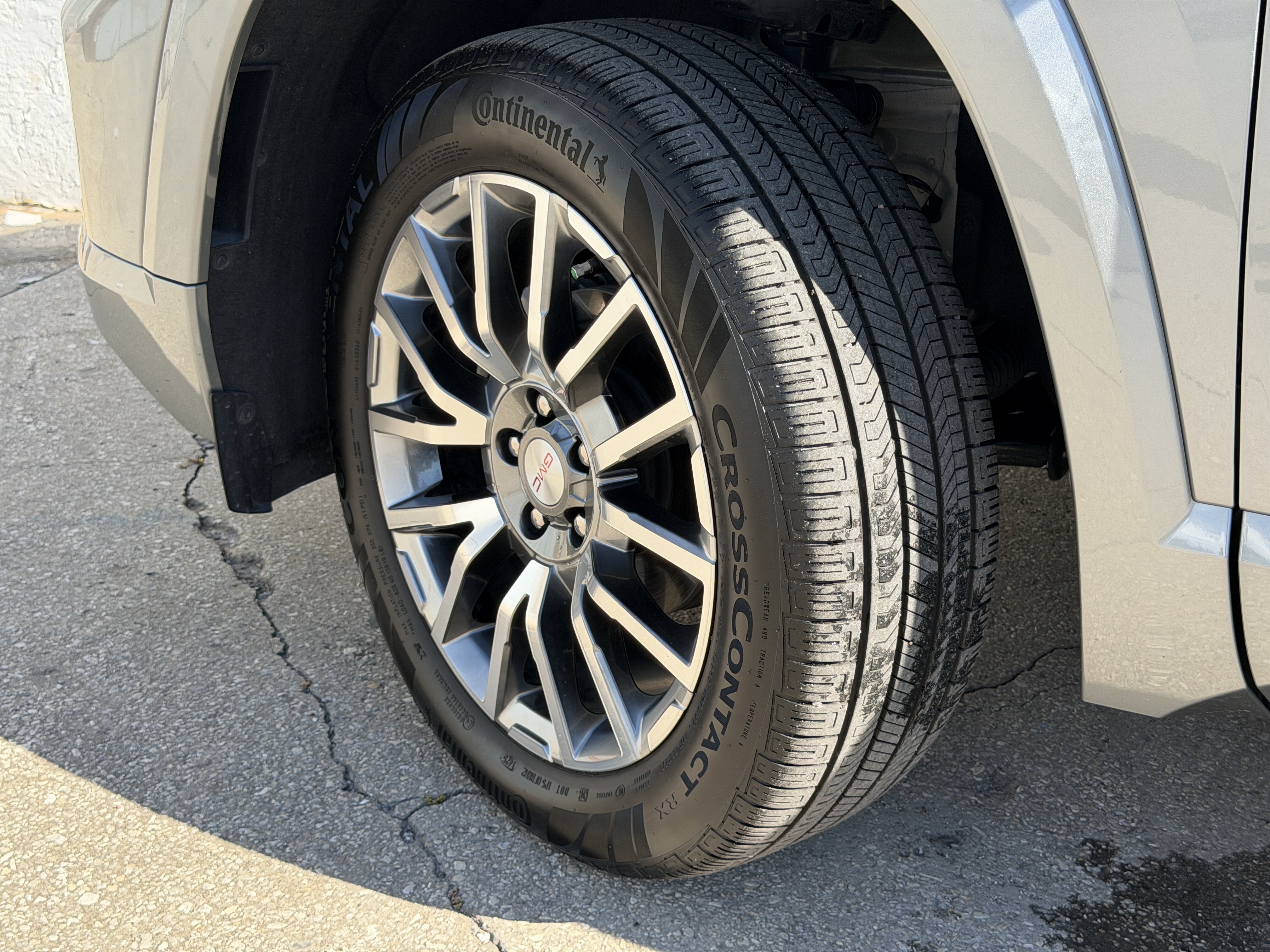 Certified 2026 GMC Terrain Denali w/ LPO, Floor Liner Package AWD/4WD image 35