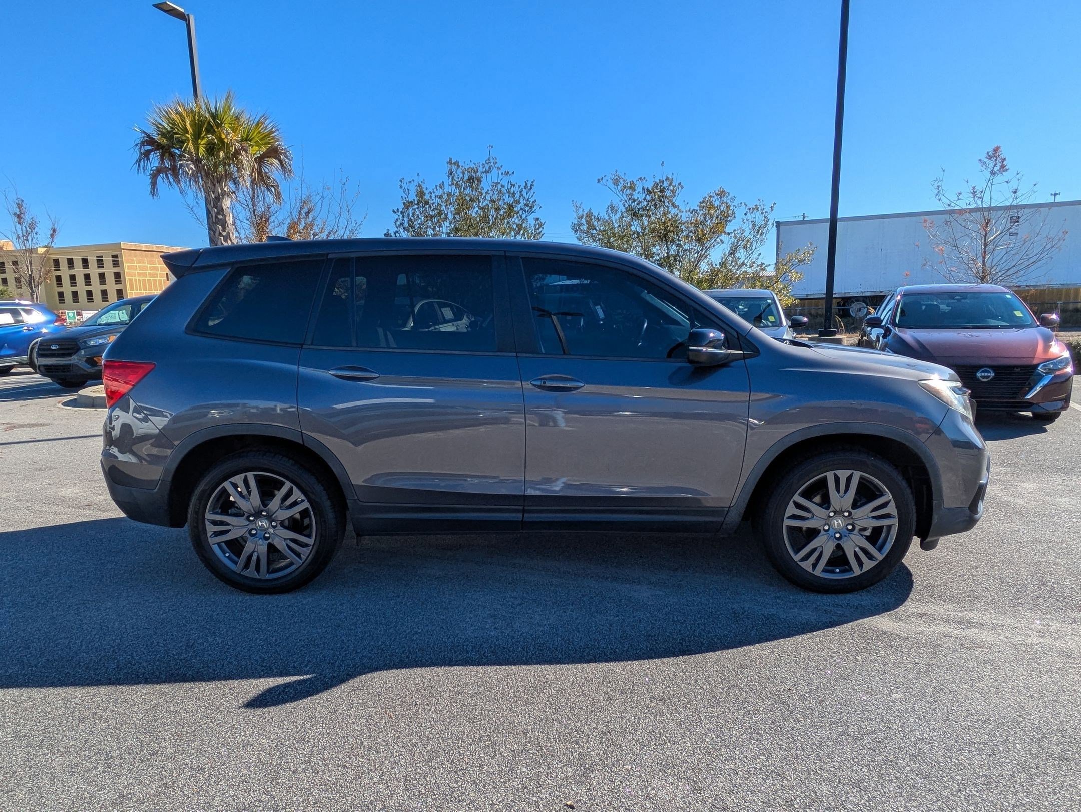 Used 2021 Honda Passport EX-L image 2