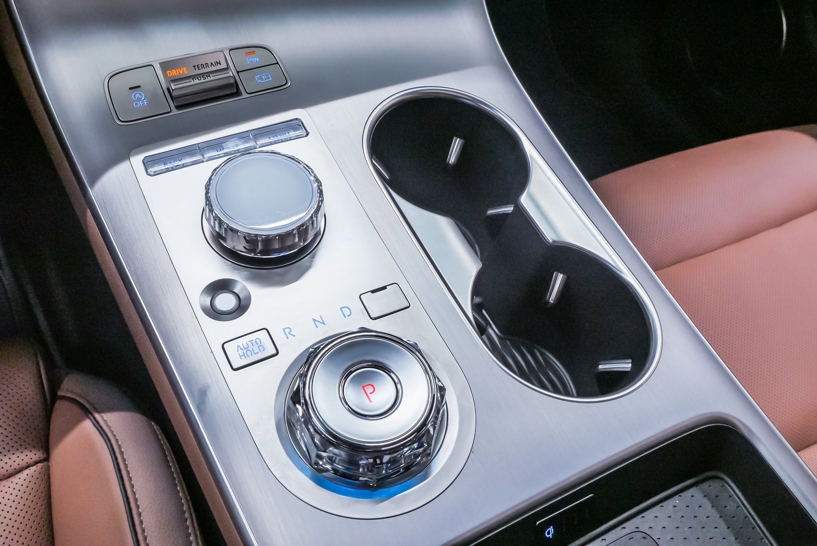 Certified 2026 Genesis GV70 2.5T Advanced image 18