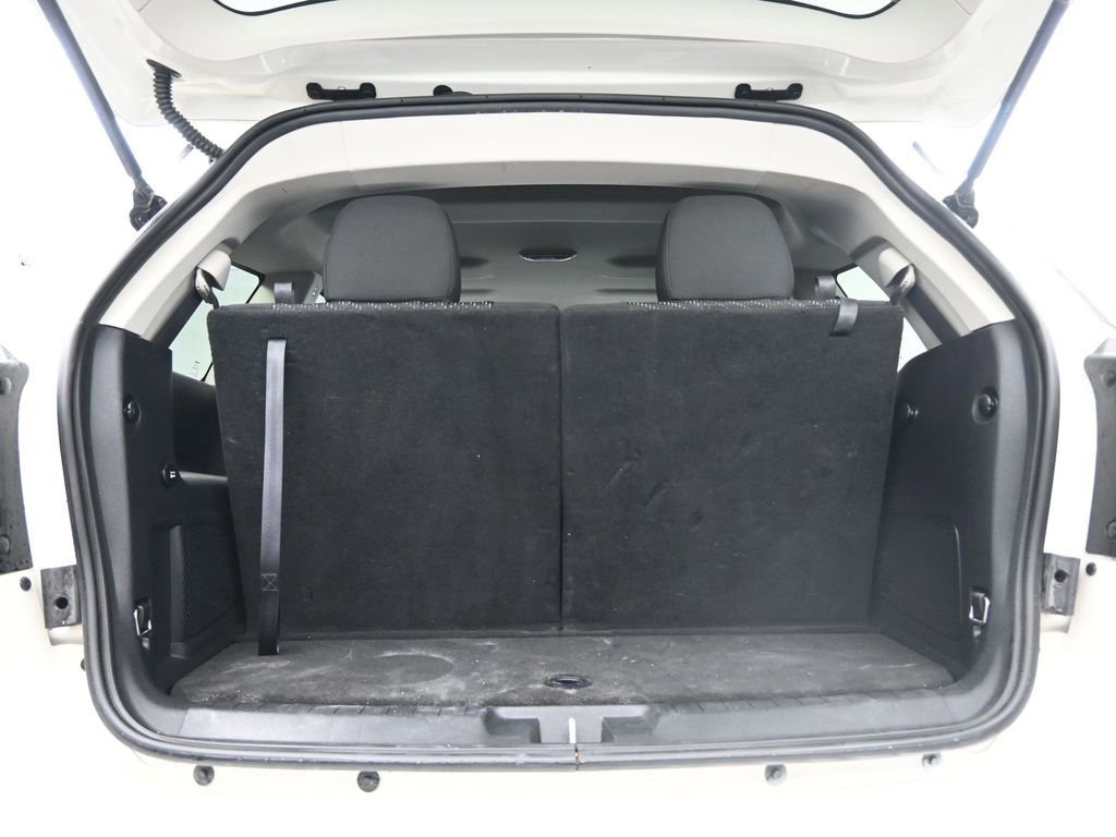 Used 2020 Dodge Journey SE image 27