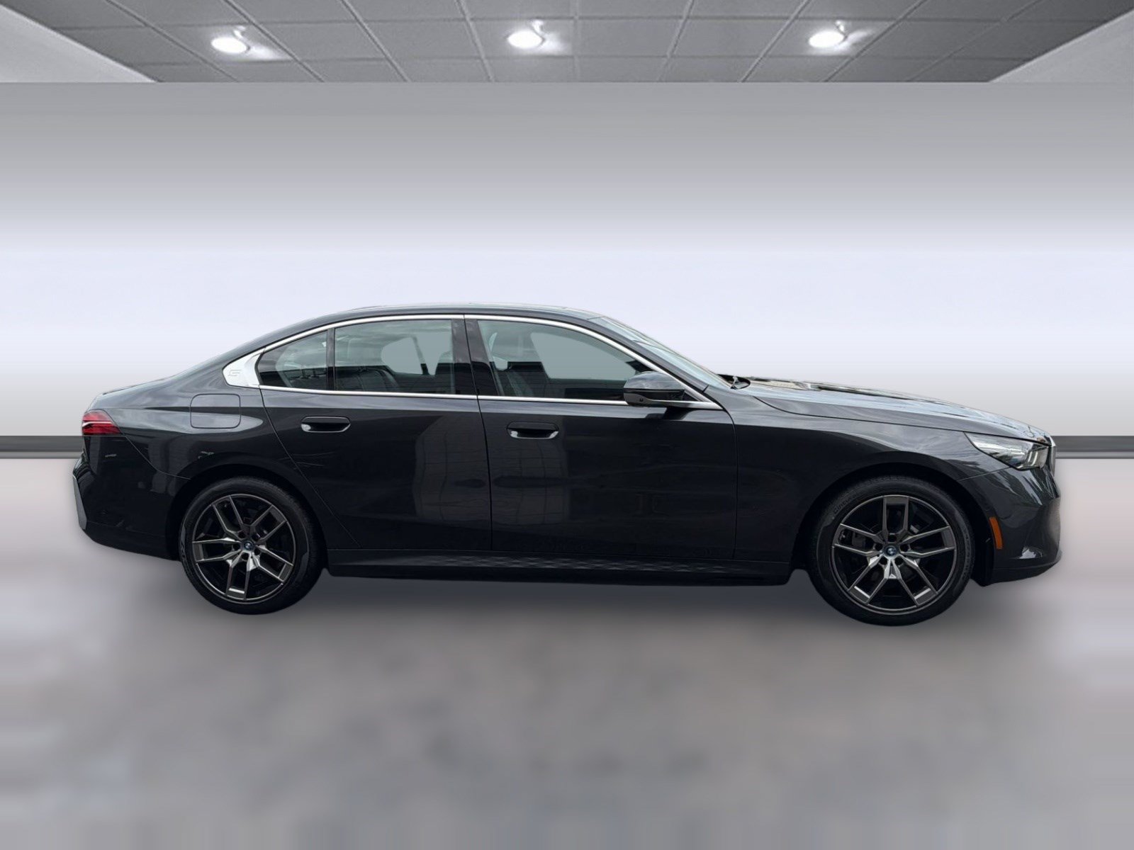 Certified 2024 BMW i5 eDrive40i w/ Premium Package RWD image 8